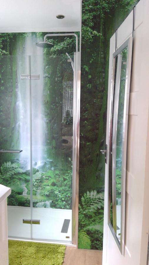 Luxury London Ensuite Double Room, Park Free, Tram-Train! Mitcham Luaran gambar