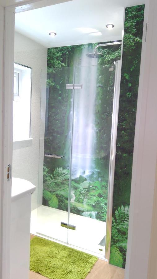 Luxury London Ensuite Double Room, Park Free, Tram-Train! Mitcham Luaran gambar
